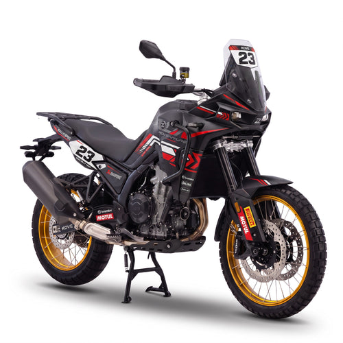 Kove 800X con kit de adhesivos Dark Racing en negro, rojo y blanco con dorsal 23